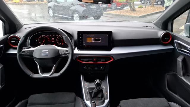 Seat Arona image 3