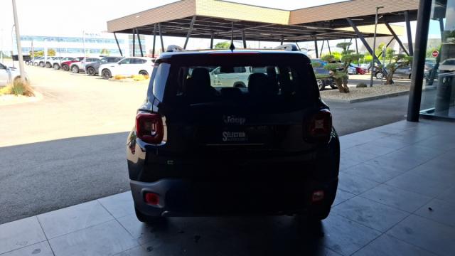 Jeep Renegade image 5