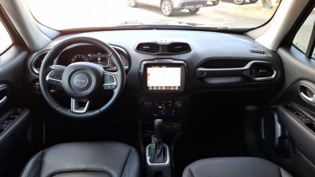 Jeep Renegade image 7