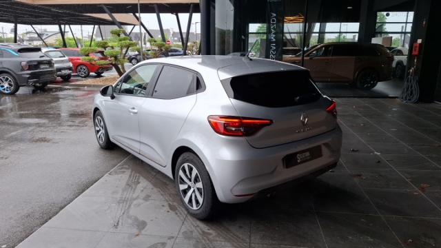 Renault Clio image 9