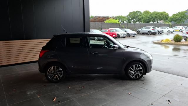 Suzuki Swift image 1