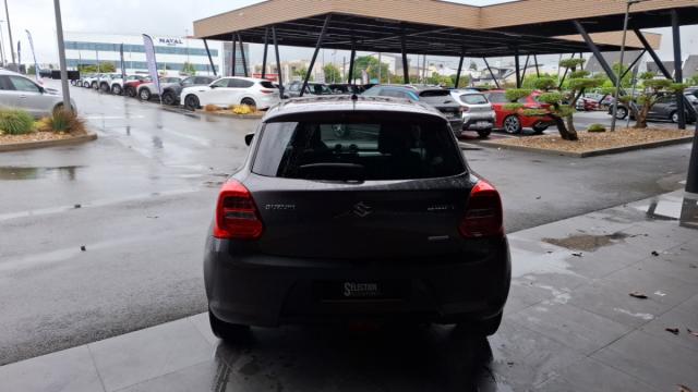 Suzuki Swift image 7