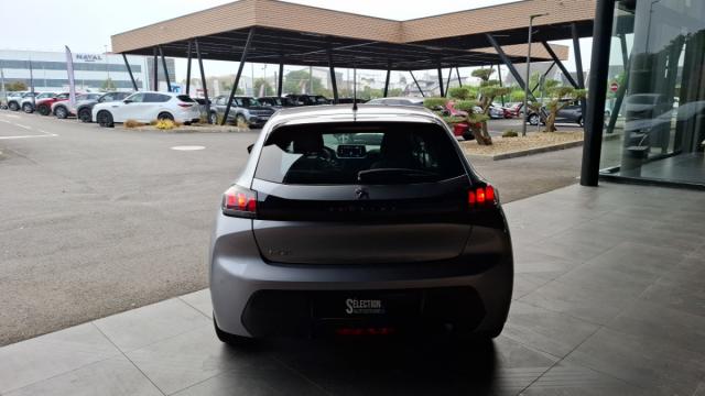 Peugeot 208 image 5