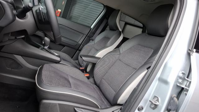 Renault Captur image 3