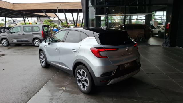 Renault Captur image 6