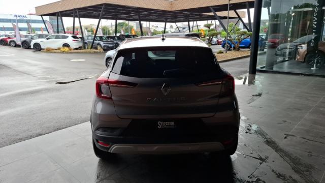 Renault Captur image 2