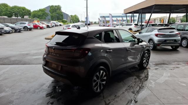 Renault Captur image 1