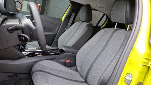 Peugeot E-208 image 5