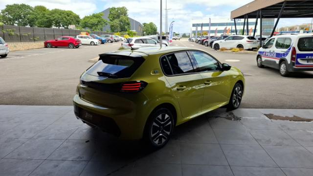 Peugeot E-208 image 2