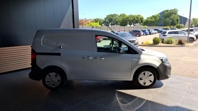 Nissan Townstar image 4