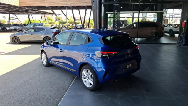 Renault Clio image 2