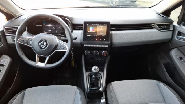 Renault Clio image 1