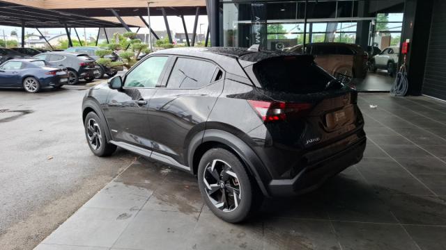 Nissan Juke image 9