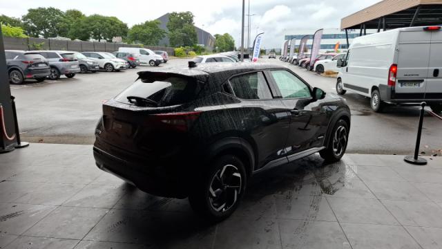 Nissan Juke image 2