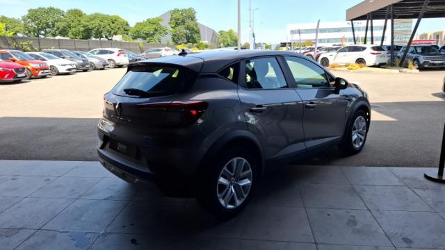 Renault Captur image 6