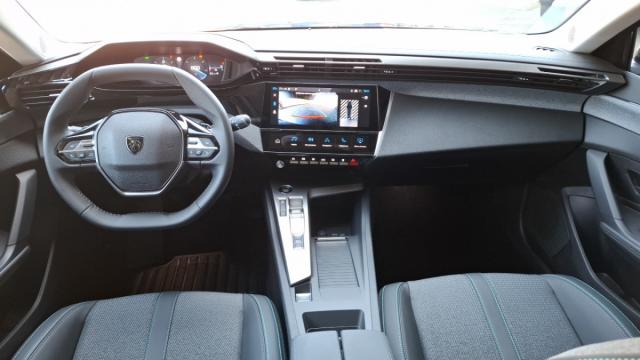 Peugeot 308 image 9