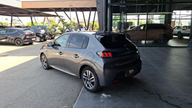Peugeot 208 image 9