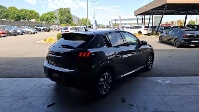 Peugeot 208 image 3