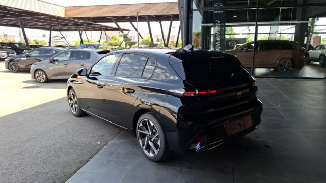 Peugeot 308 image 2