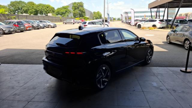 Peugeot 308 image 3