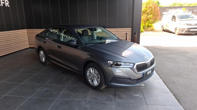 Skoda Octavia image 9