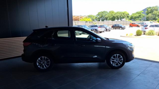 Ford Kuga image 4