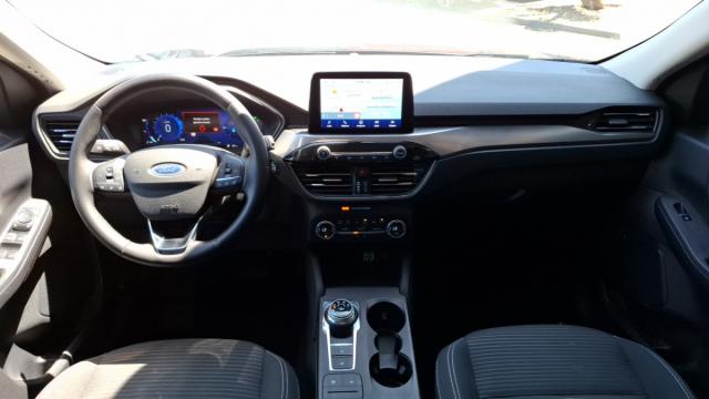 Ford Kuga image 1