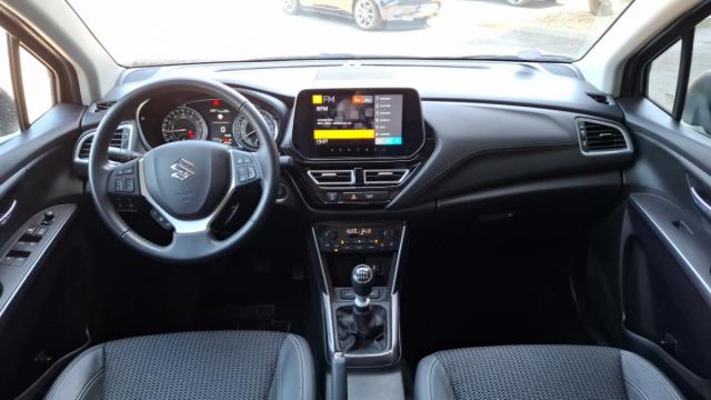 Suzuki S-Cross image 2