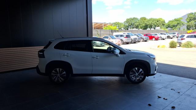 Suzuki S-Cross image 3