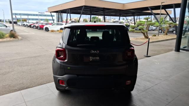 Jeep Renegade image 8