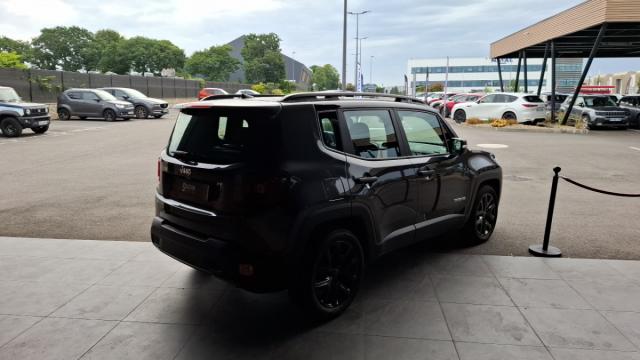 Jeep Renegade image 3