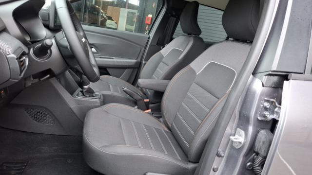 Dacia Sandero image 3