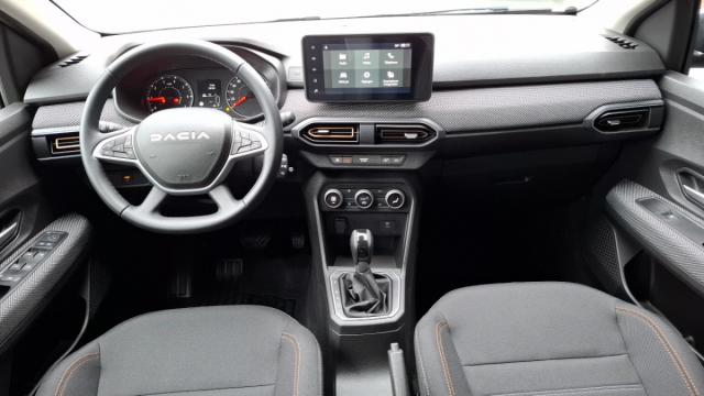 Dacia Sandero image 1