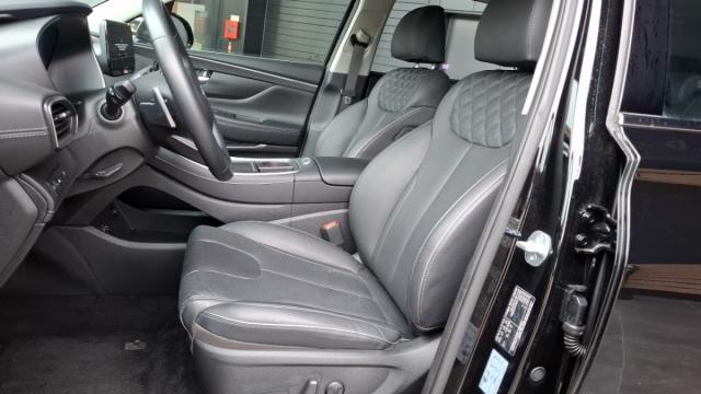 Hyundai Santa Fe image 3
