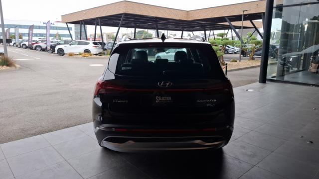 Hyundai Santa Fe image 1