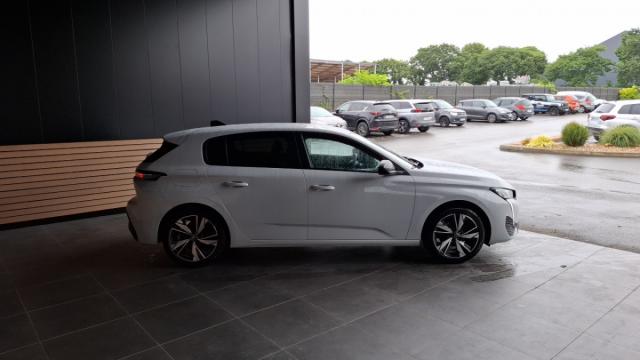 Peugeot 308 image 8