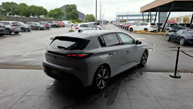 Peugeot 308 image 9