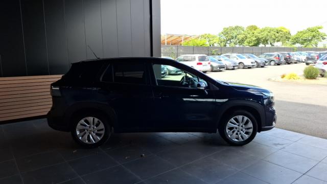 Suzuki S-Cross image 4