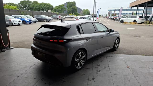 Peugeot 308 image 9