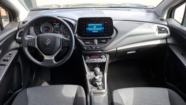 Suzuki S-Cross image 9