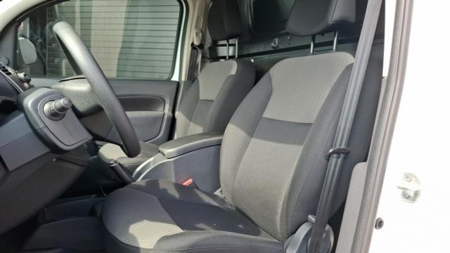 Renault Kangoo Express image 9