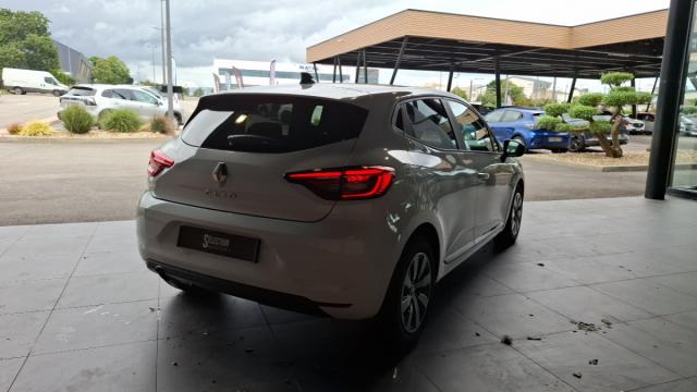 Renault Clio image 6