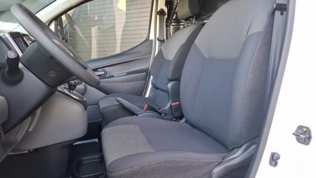 Nissan E-Nv200 image 5
