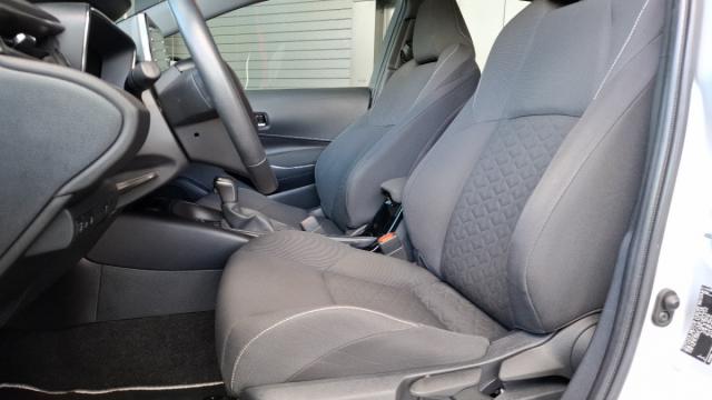 Toyota Corolla Touring Sports image 5