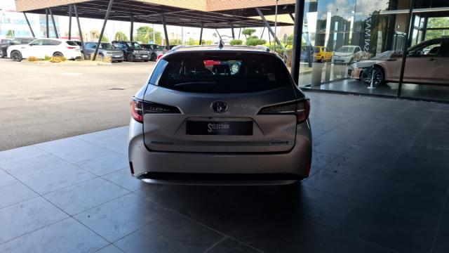 Toyota Corolla Touring Sports image 8
