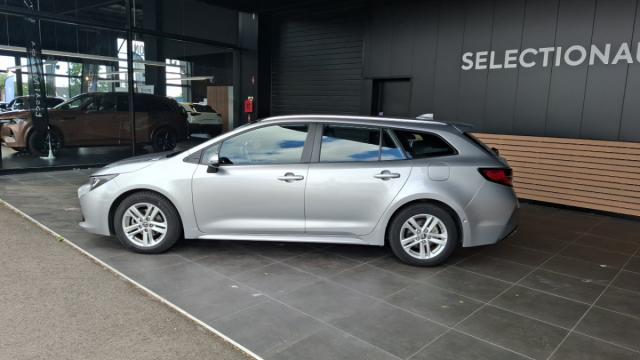 Toyota Corolla Touring Sports image 8