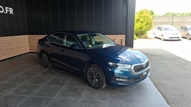 Skoda Octavia image 2