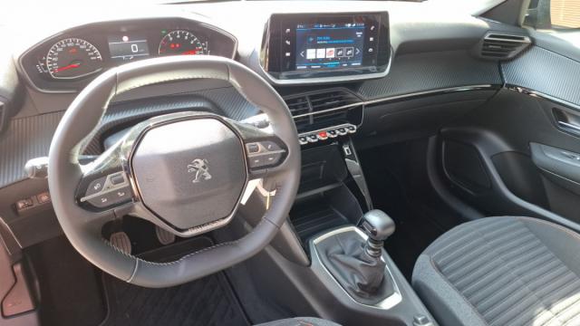 Peugeot 208 image 4
