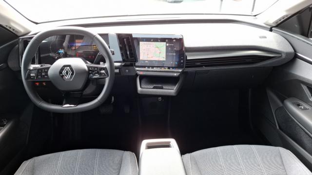 Renault Mégane E-Tech image 9
