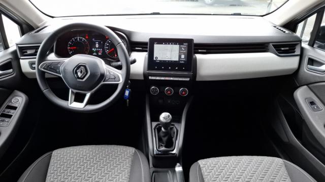 Renault Clio image 9